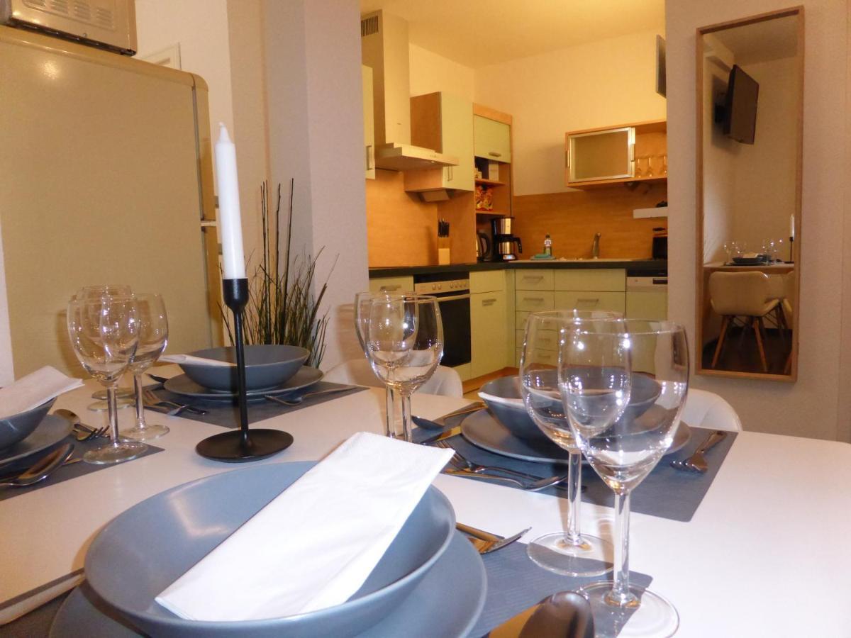 Ferienwohnung Goethe, 2 Schlafzimmer, Naehe Zentrum & Uni, Ruhig, Free Wifi, Kostenloses Parken, Erdgeschoss Jena Ngoại thất bức ảnh